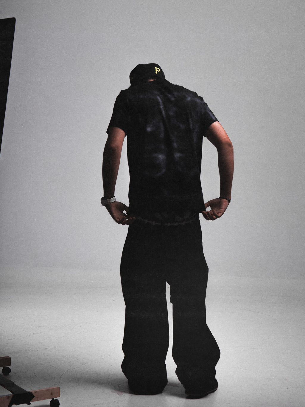 BLACK SKULL TEE